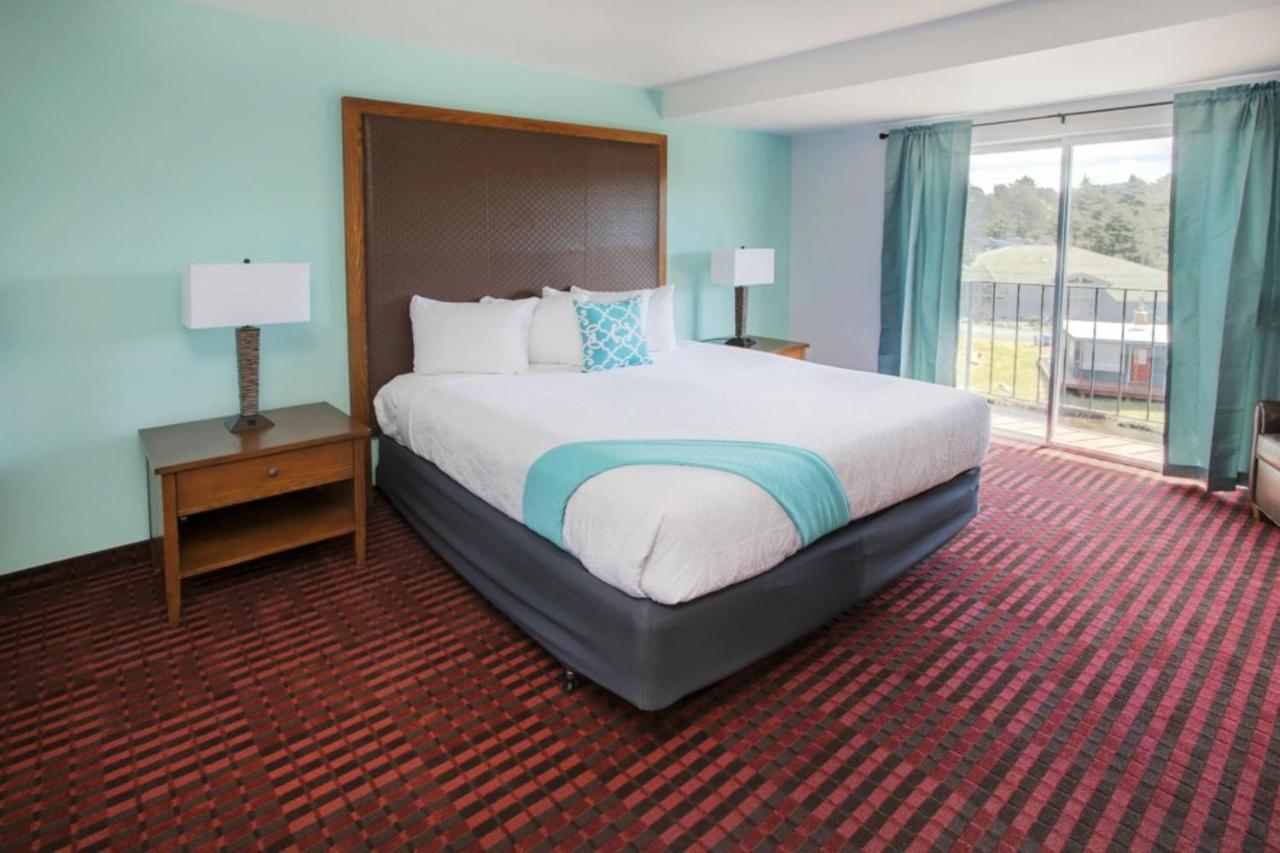Oyo Ocean Breeze Hotel At Lincoln City Exterior photo