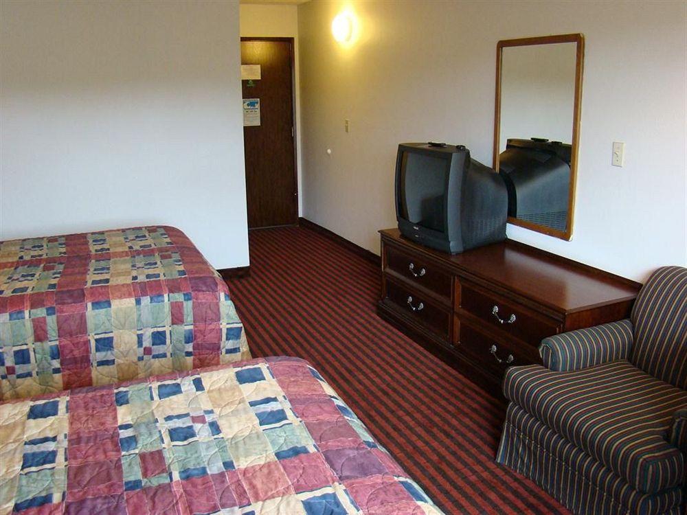 Oyo Ocean Breeze Hotel At Lincoln City Exterior photo